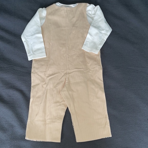 Burberry pant/shirt set. Size 2T - Picture 2 of 7